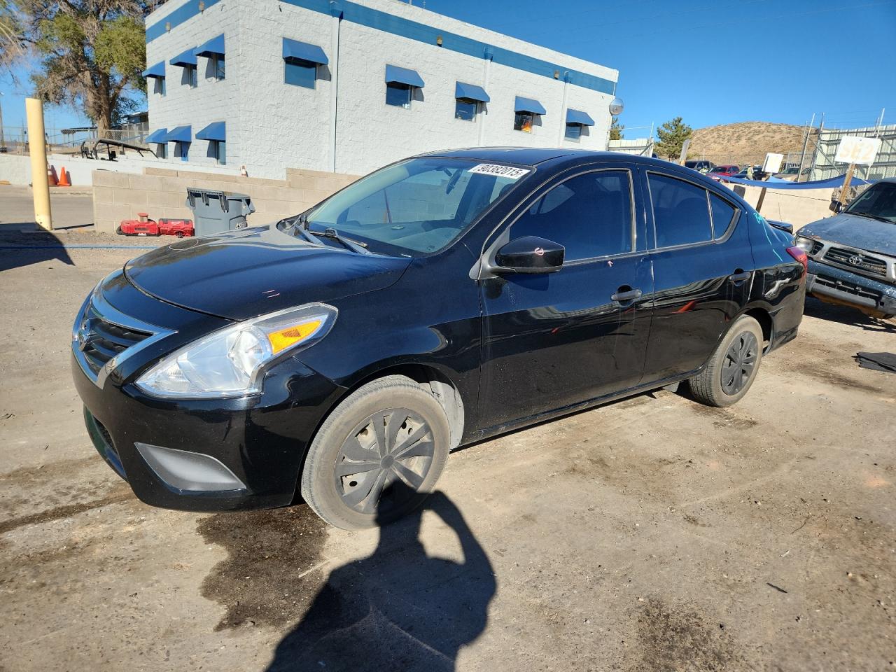 NISSAN VERSA 2017