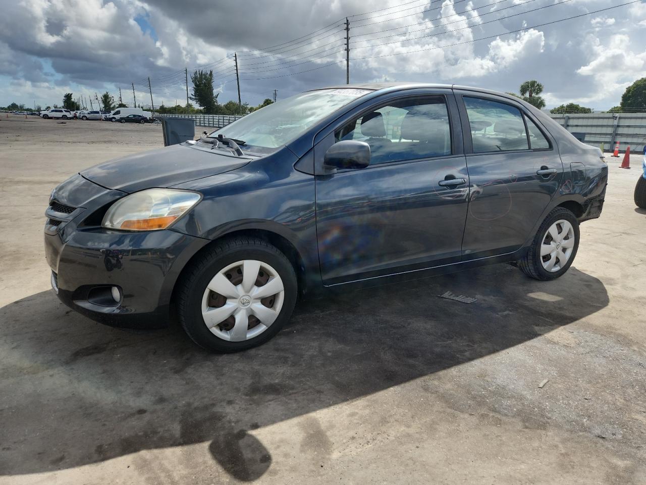 TOYOTA YARIS 2007