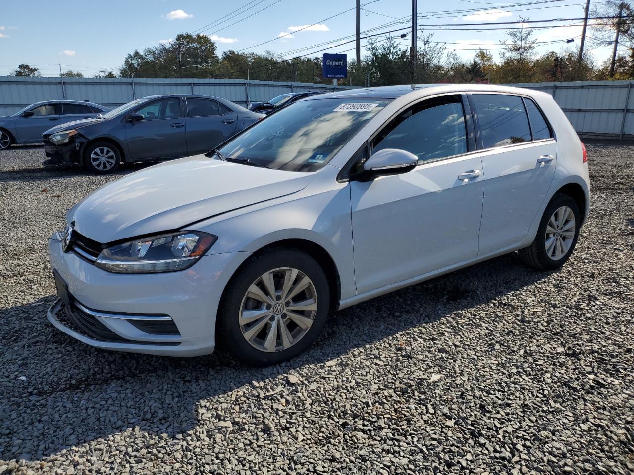 VOLKSWAGEN GOLF 2020