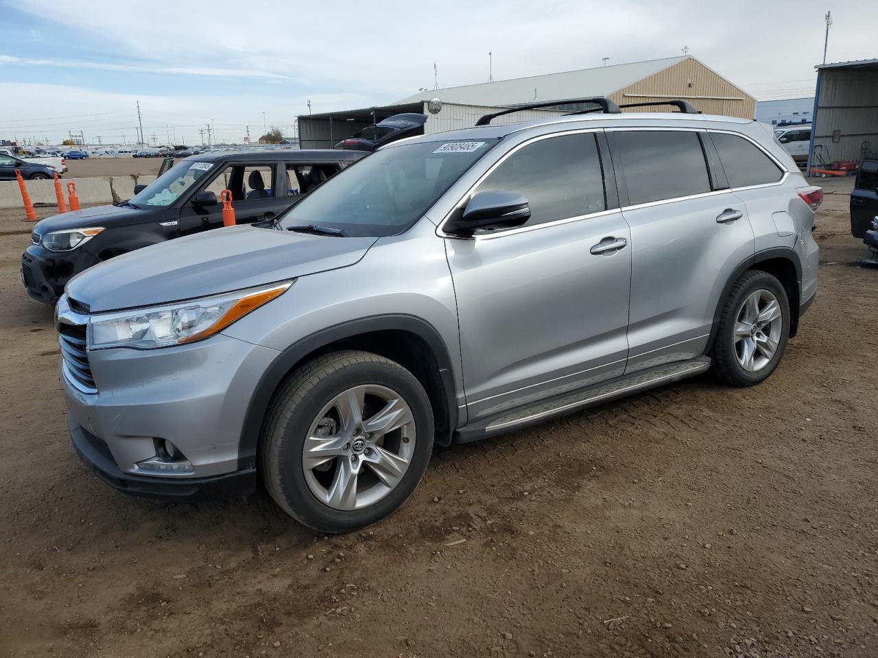TOYOTA HIGHLANDER 2016