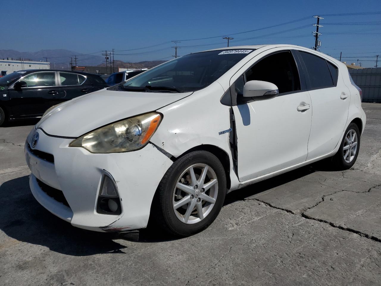 TOYOTA PRIUS C 2013