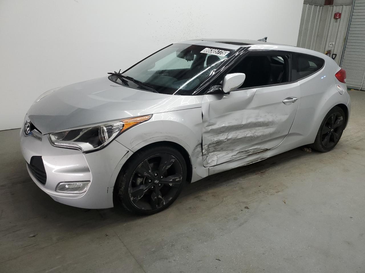 HYUNDAI VELOSTER 2017