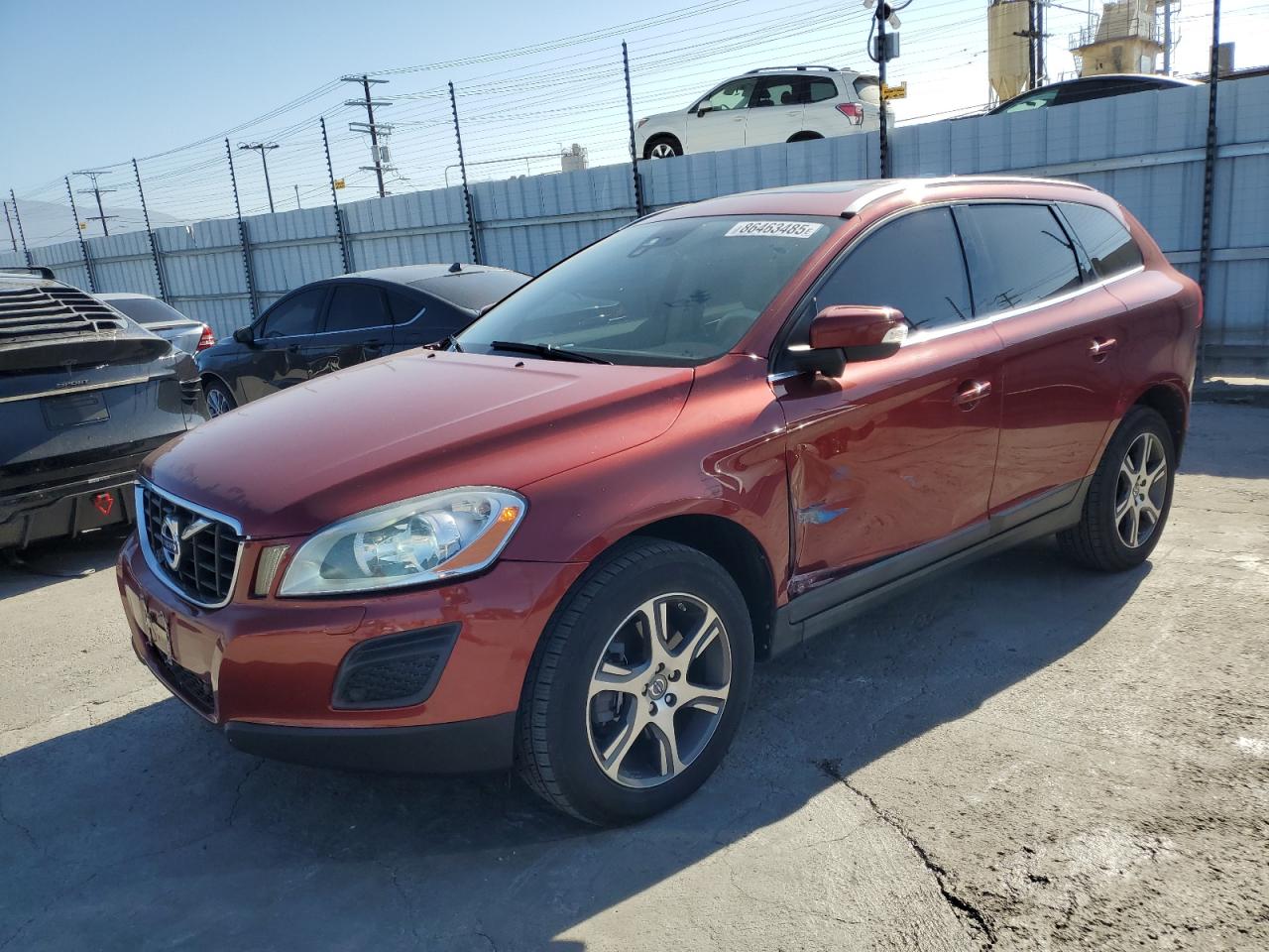 VOLVO XC60 2011