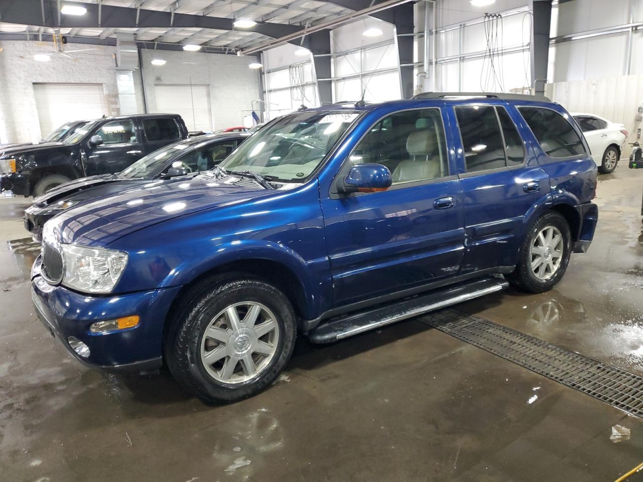 BUICK RAINIER CX 2004