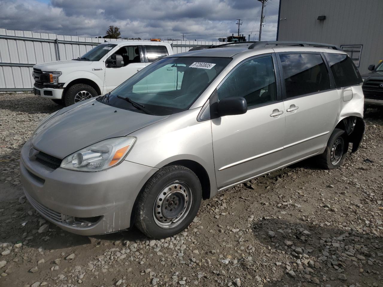 TOYOTA SIENNA CE 2005