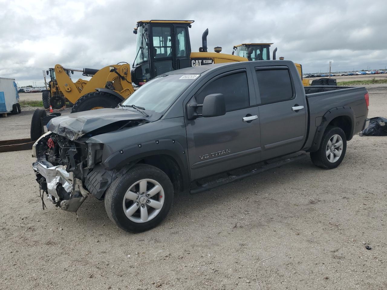 NISSAN TITAN S 2011