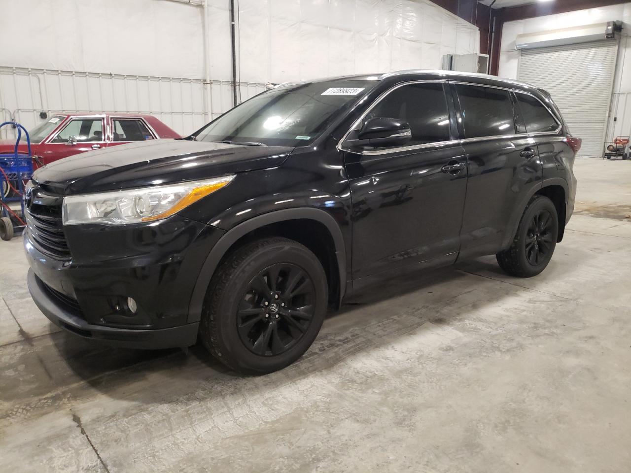 TOYOTA HIGHLANDER 2016