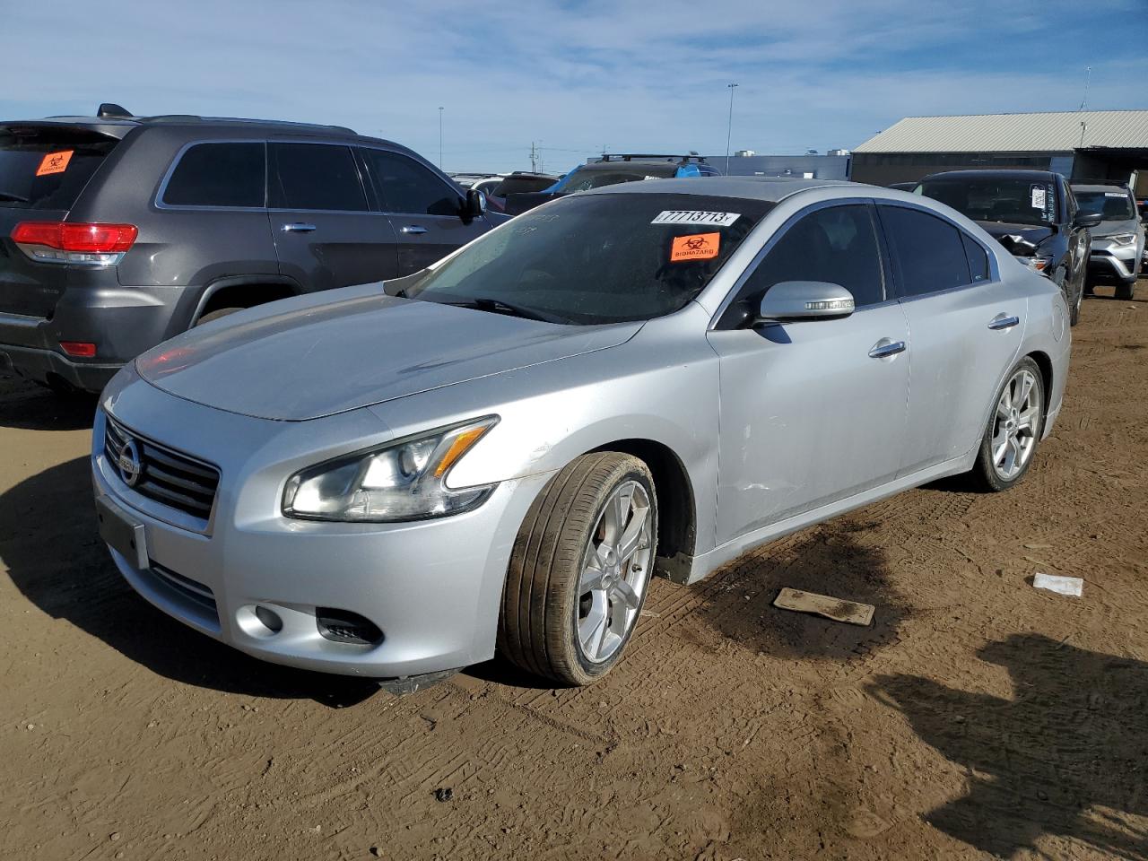 NISSAN MAXIMA 2012