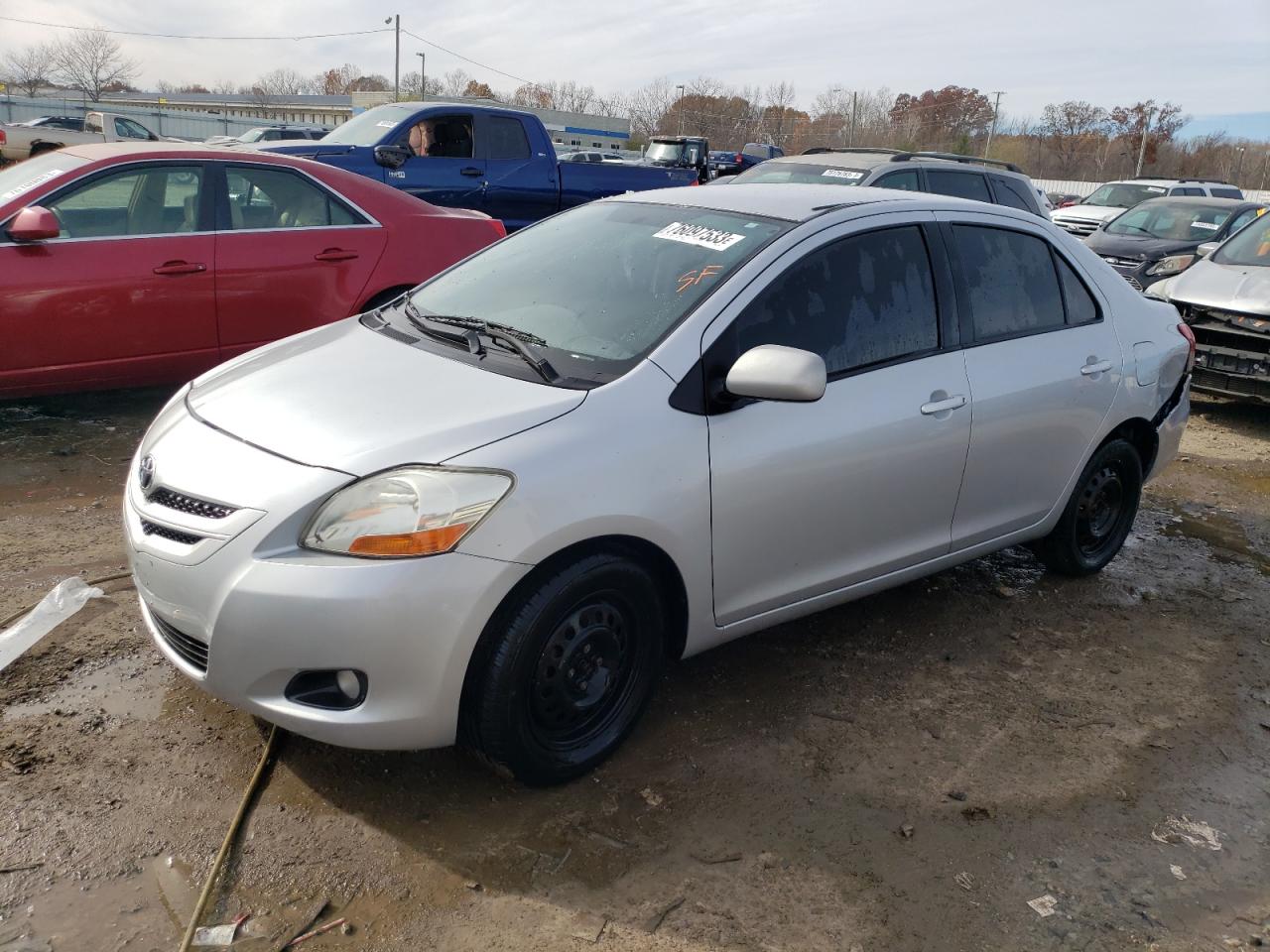 TOYOTA YARIS 2008