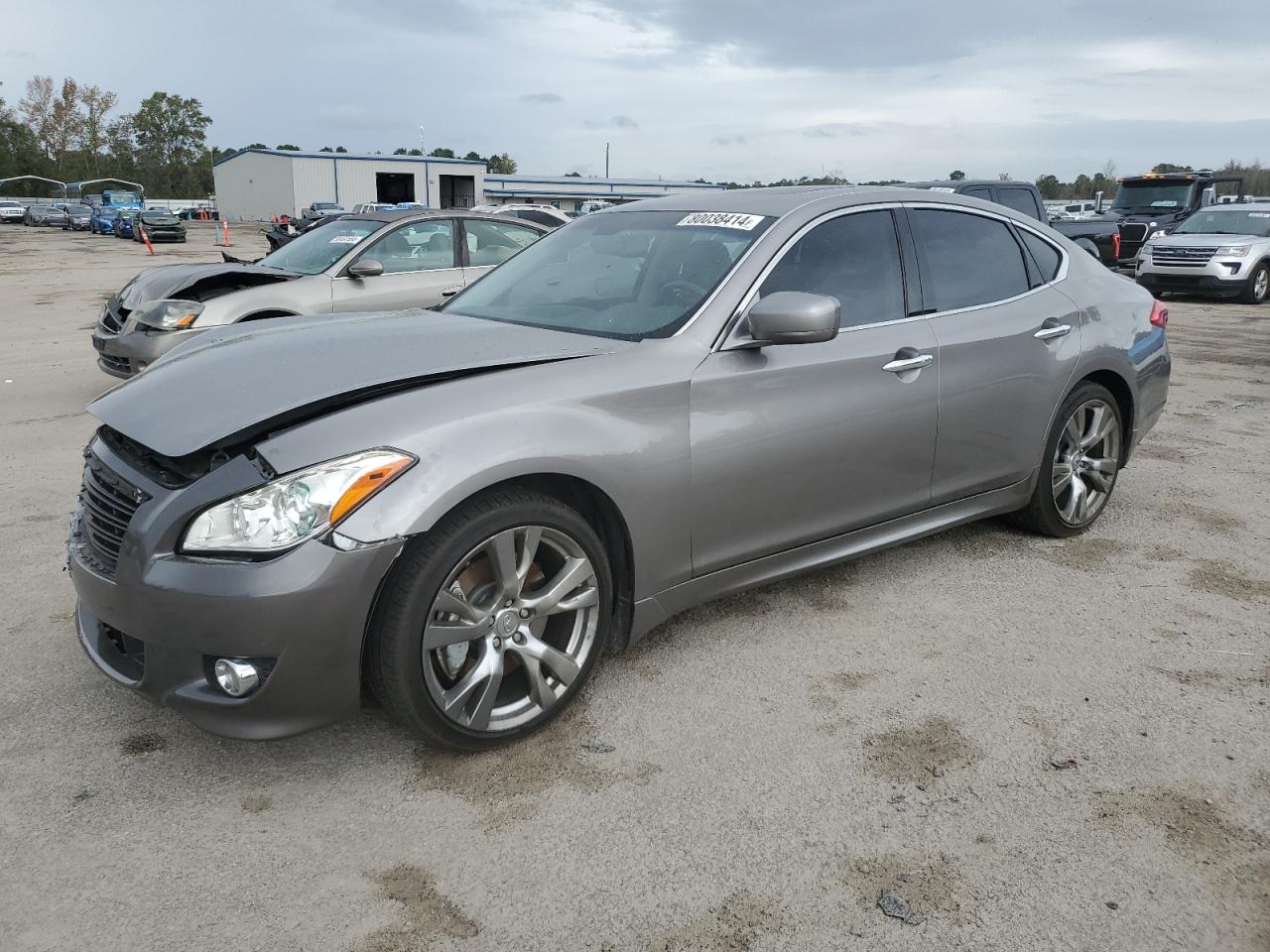 INFINITI M37 2012