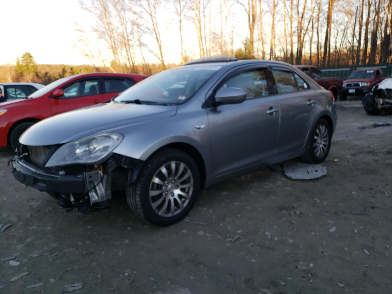SUZUKI KIZASHI SE 2010