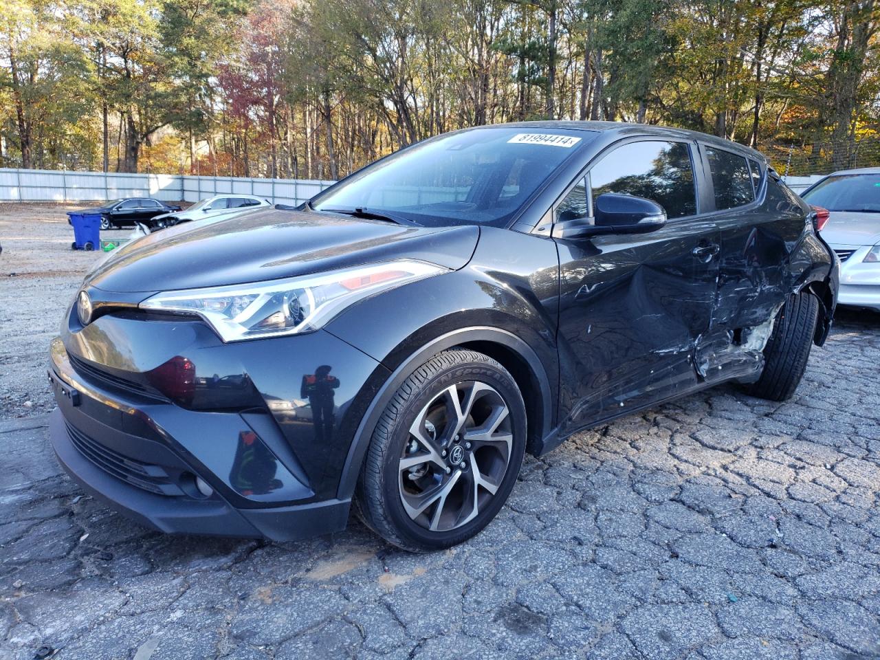 TOYOTA C-HR XLE 2018