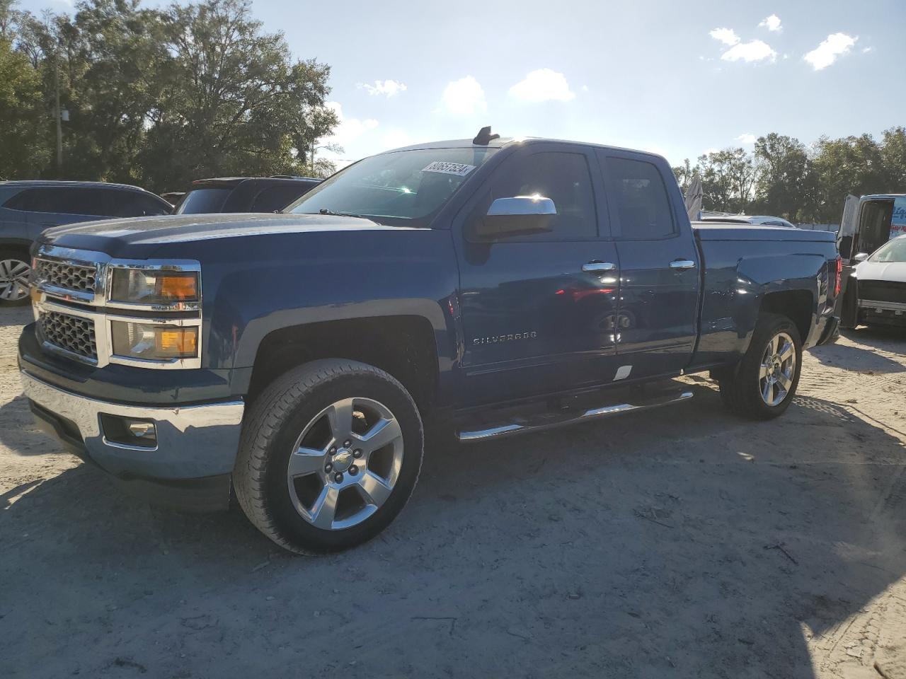 CHEVROLET SILVERADO 2015