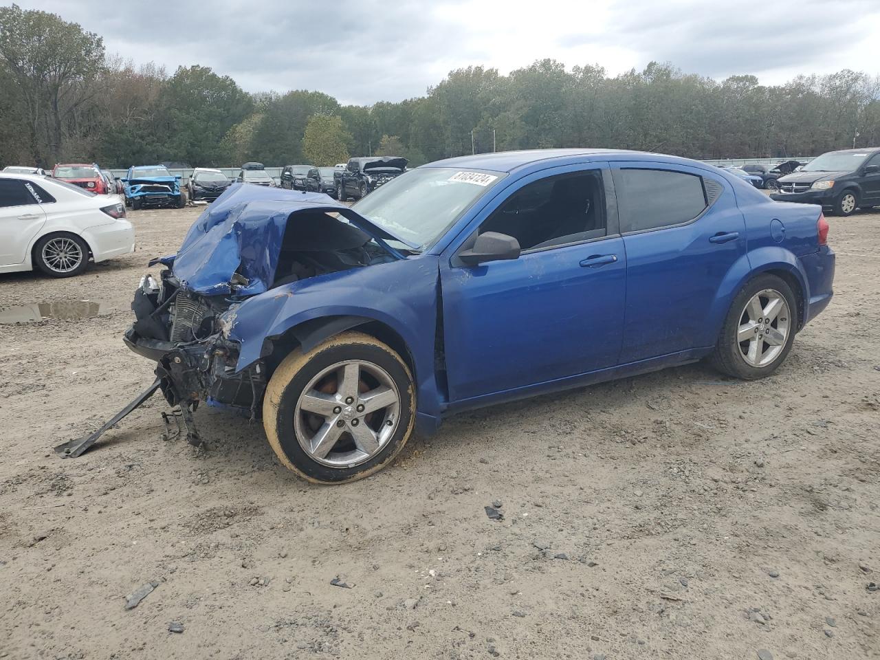 DODGE AVENGER SE 2013