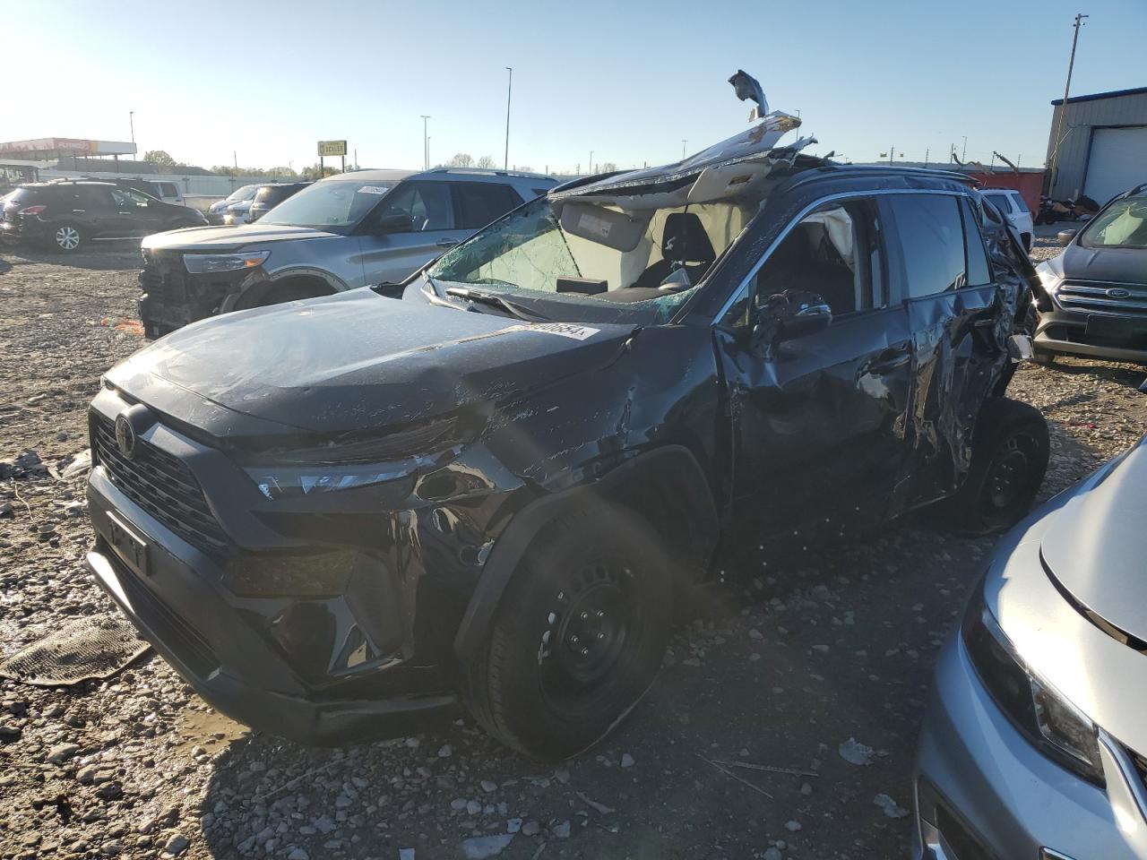 TOYOTA RAV4 LE 2021