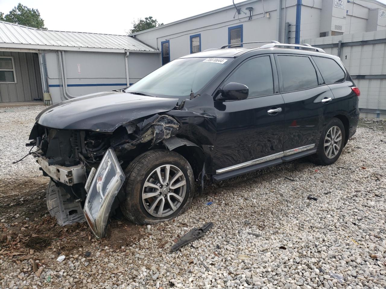 NISSAN PATHFINDER 2016