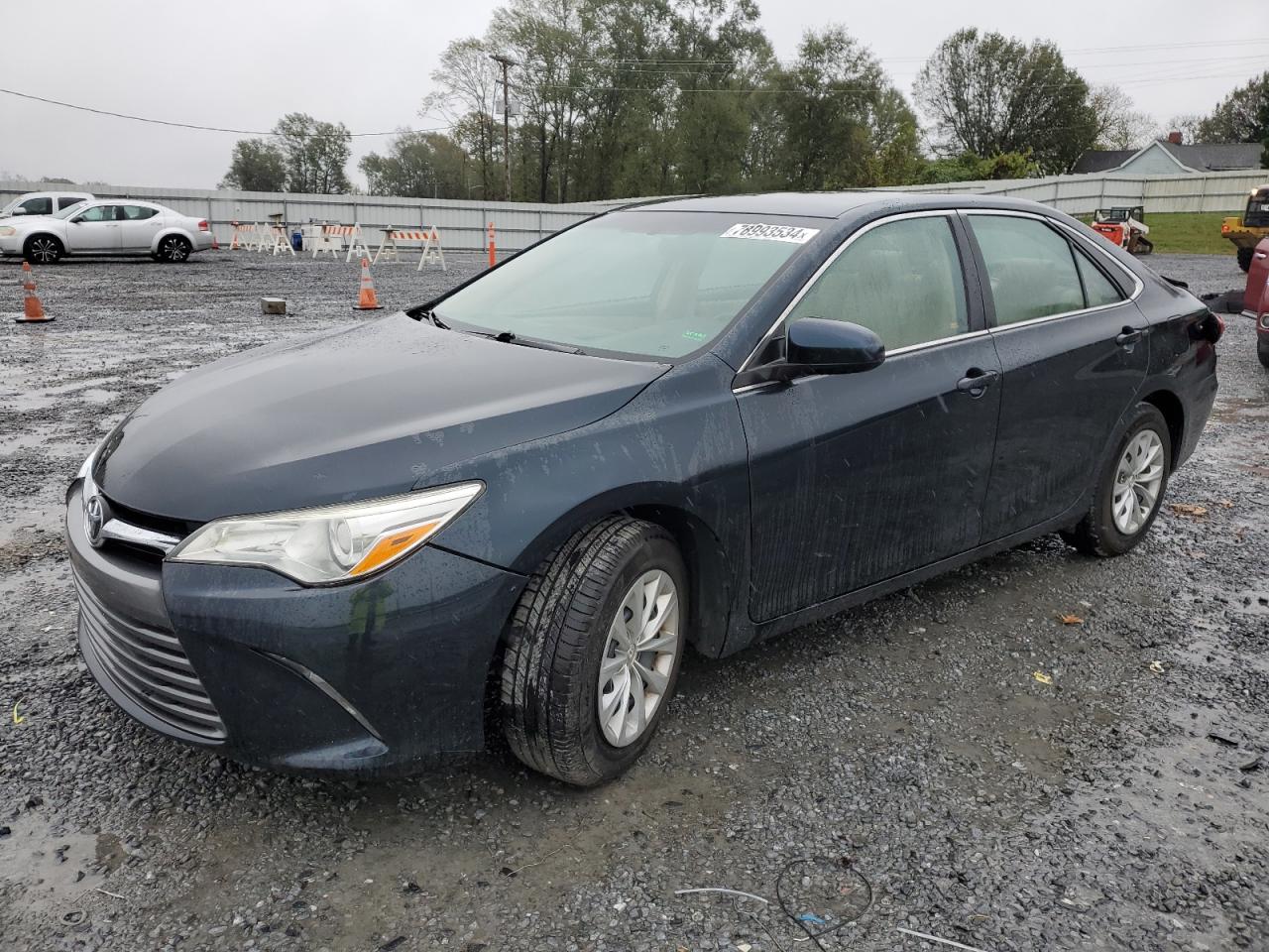 TOYOTA CAMRY LE 2015
