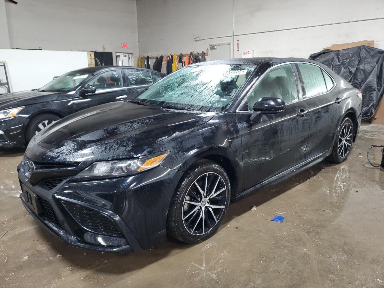 TOYOTA CAMRY SE 2021