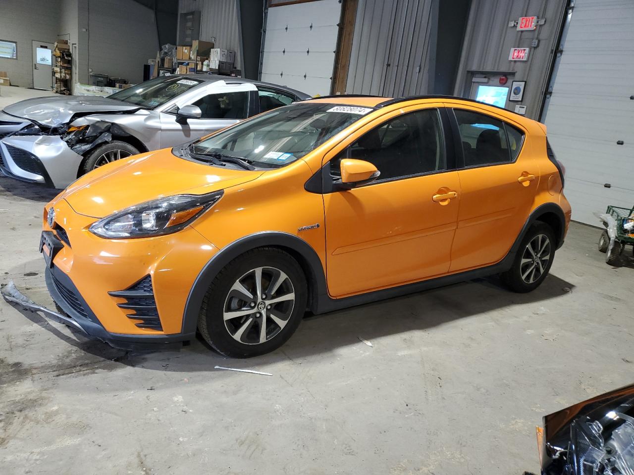 TOYOTA PRIUS C 2018