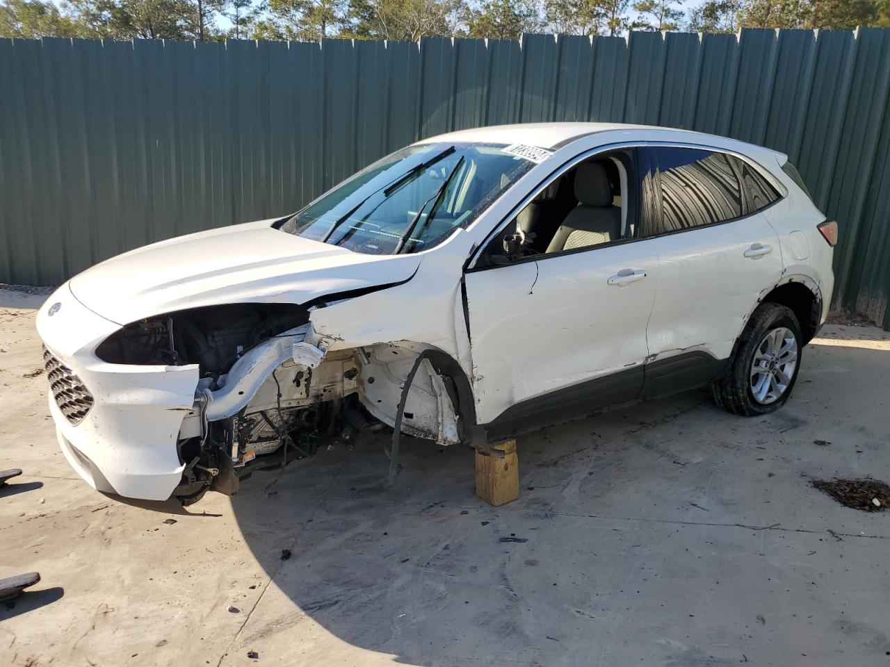 FORD ESCAPE SE 2022