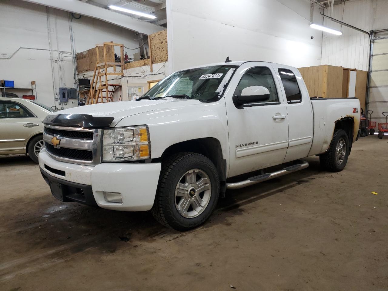CHEVROLET SILVERADO 2011