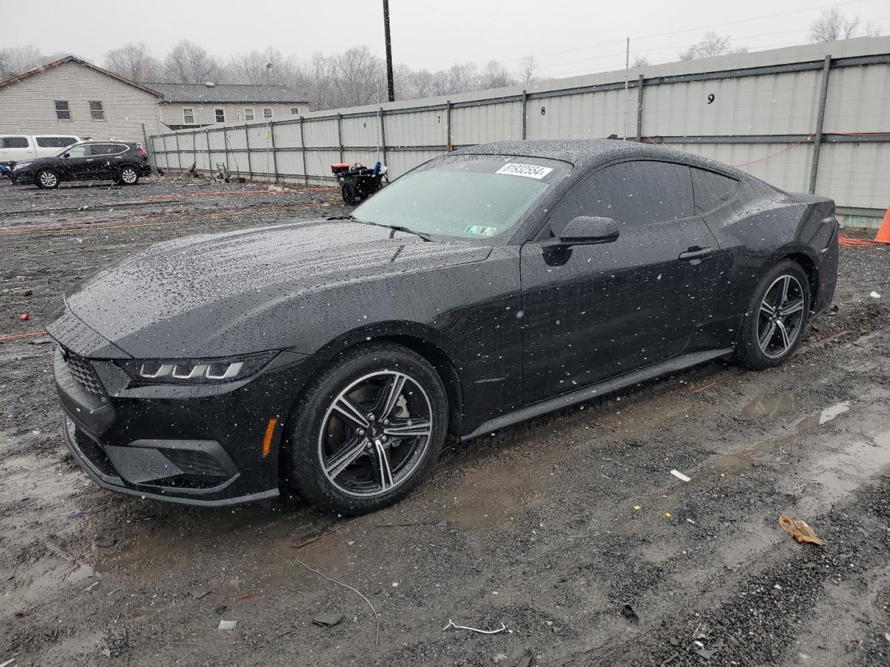 FORD MUSTANG 2024