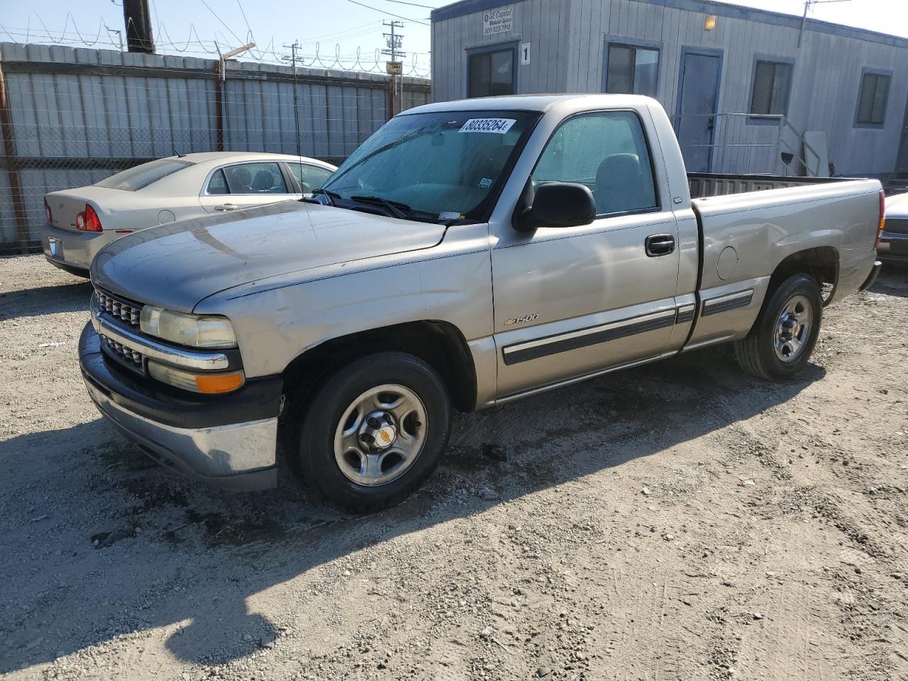 CHEVROLET SILVERADO 2001