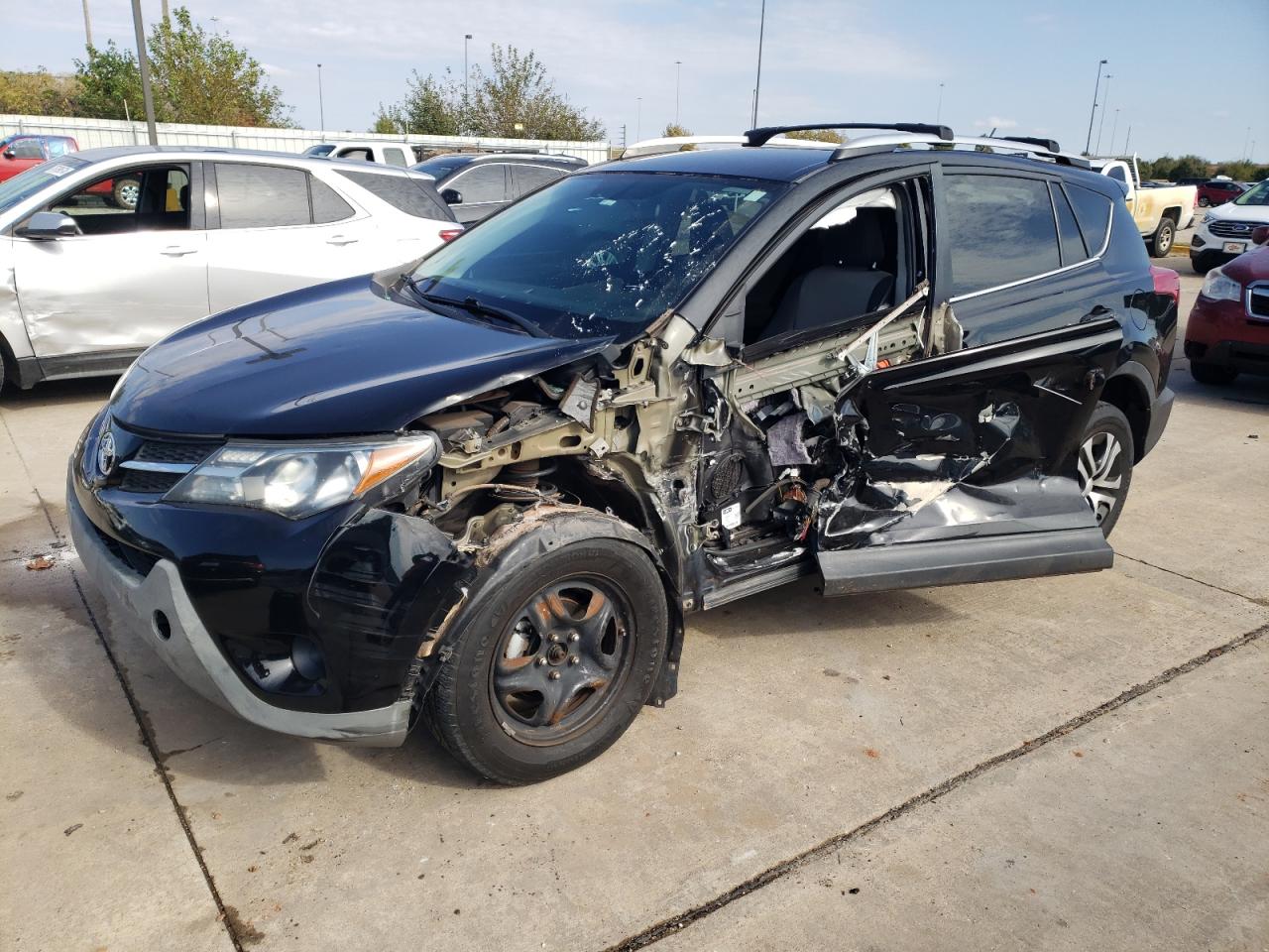 TOYOTA RAV4 LE 2015