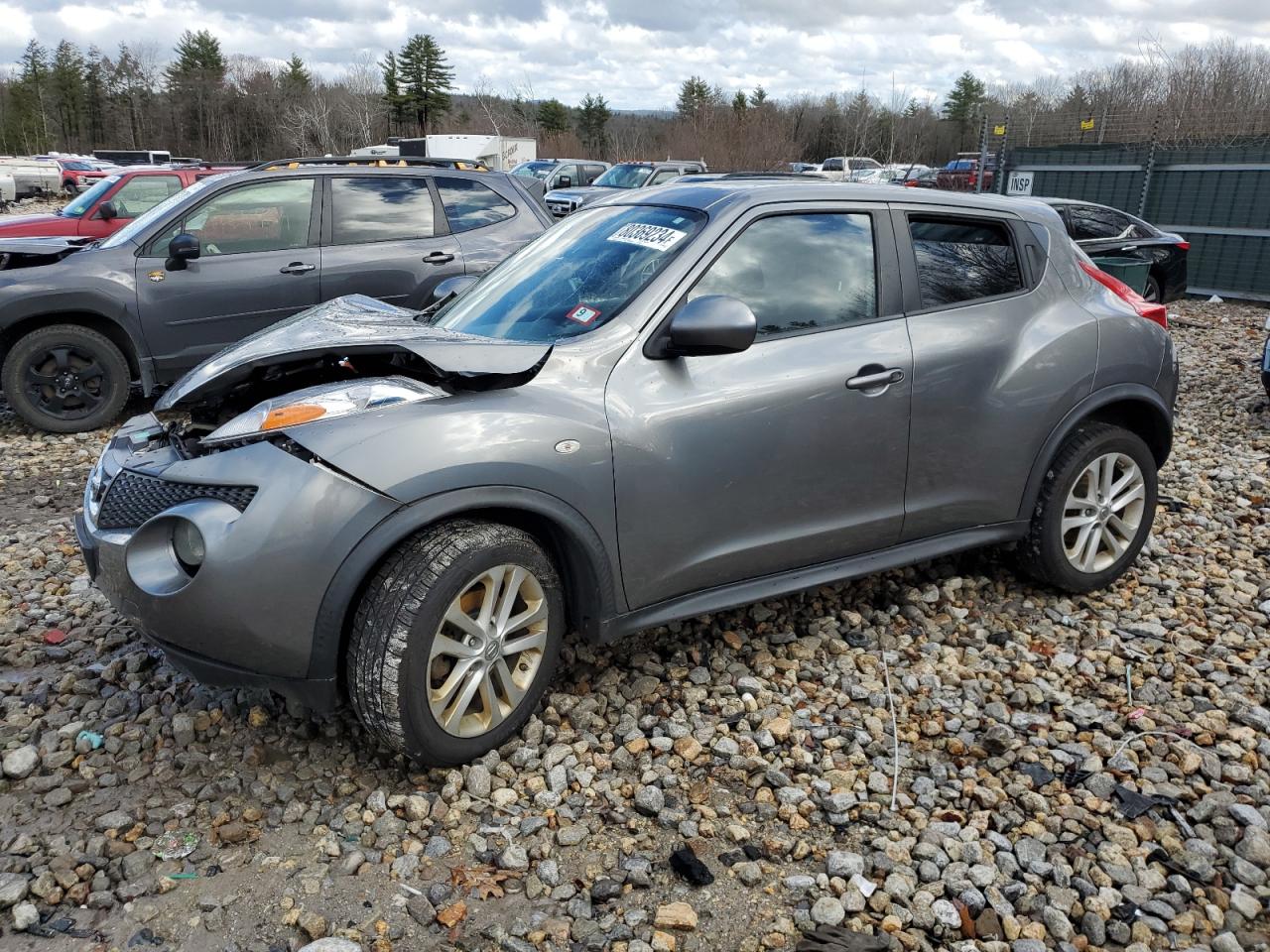 NISSAN JUKE S 2013