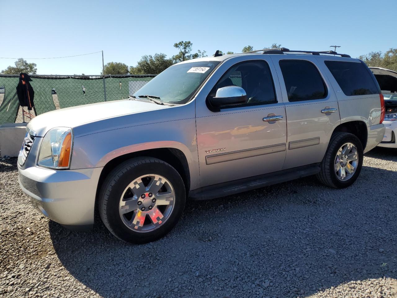 GMC YUKON SLT 2013