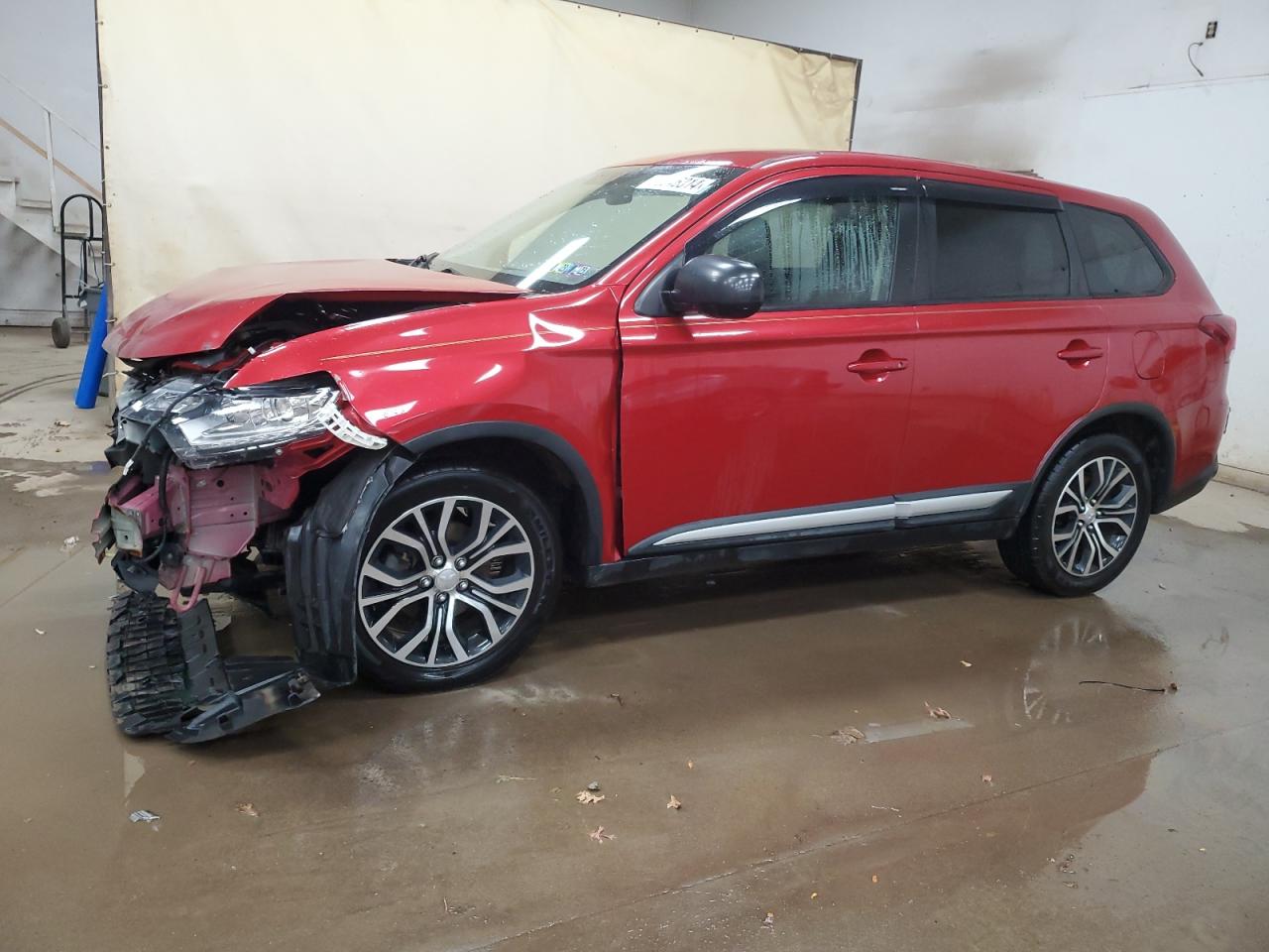 MITSUBISHI OUTLANDER 2017