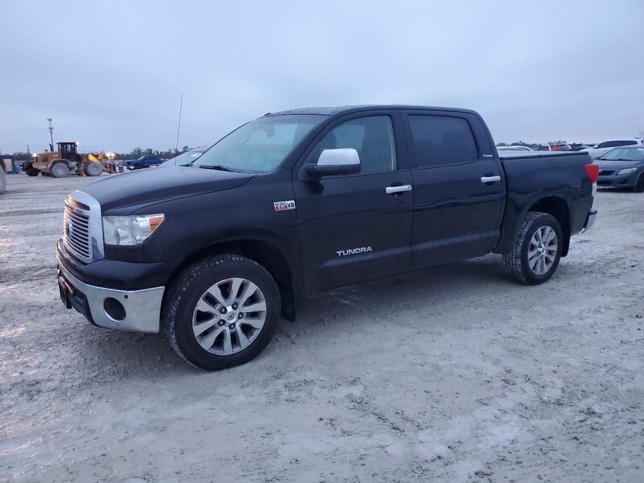 TOYOTA TUNDRA CRE 2013