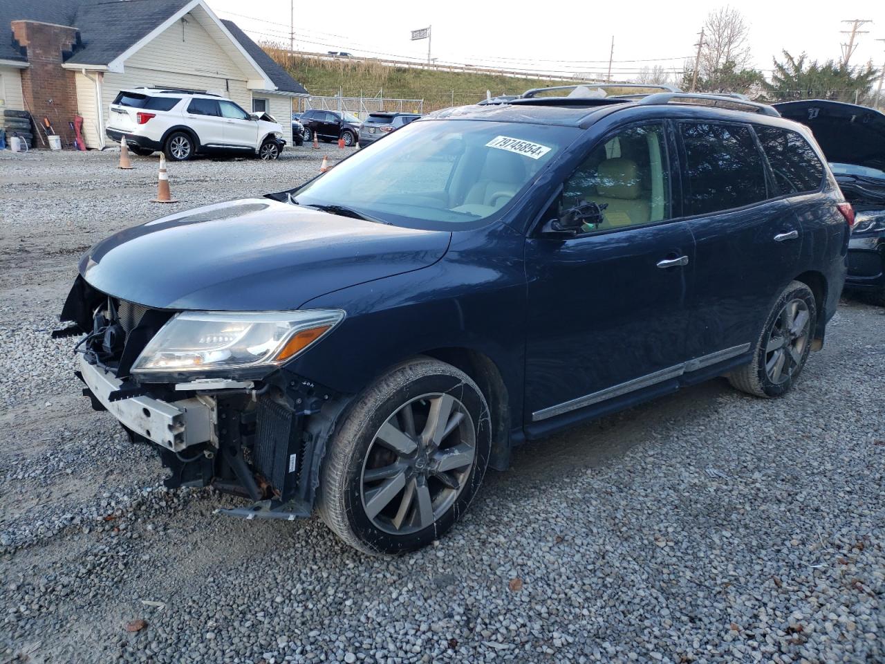 NISSAN PATHFINDER 2015