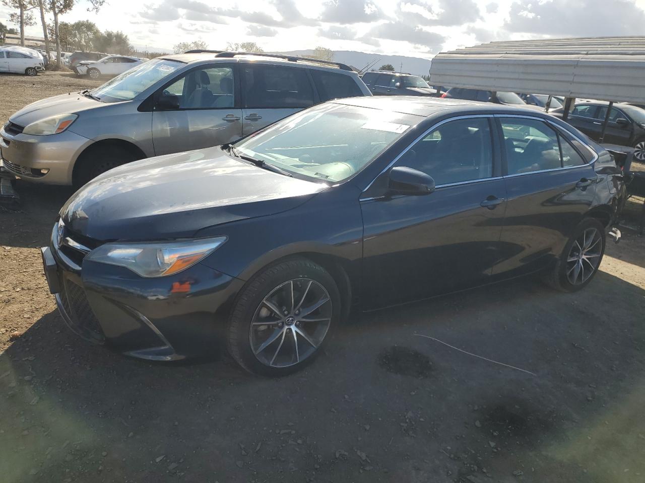 TOYOTA CAMRY LE 2015