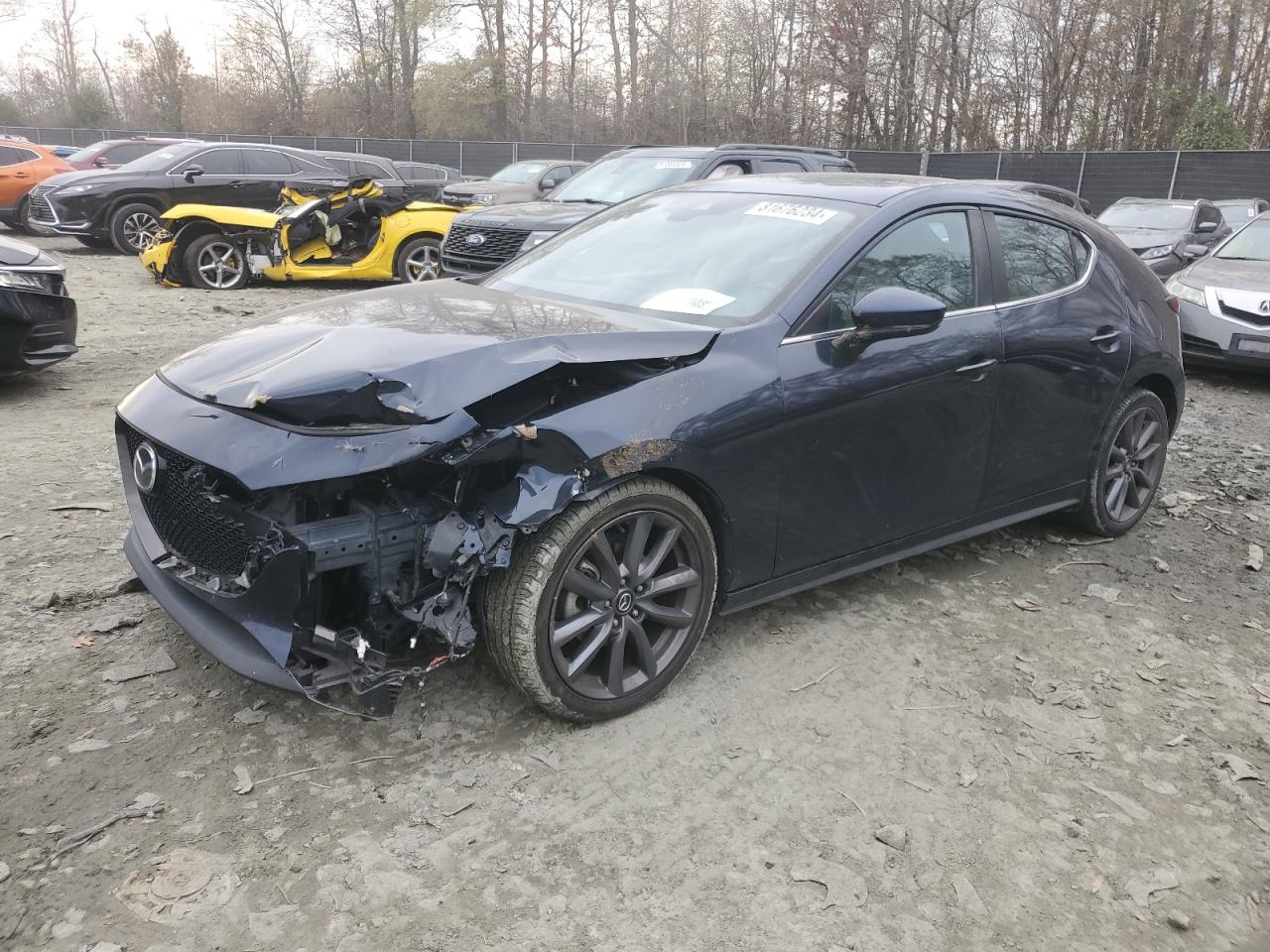 MAZDA 3 2019
