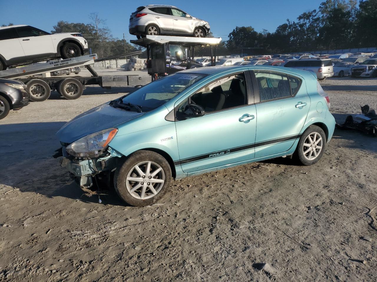 TOYOTA PRIUS C 2014
