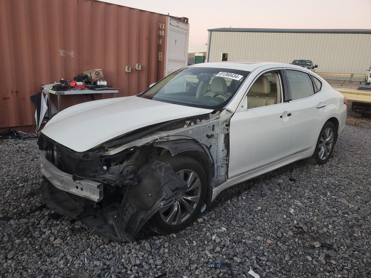 INFINITI M37 2013