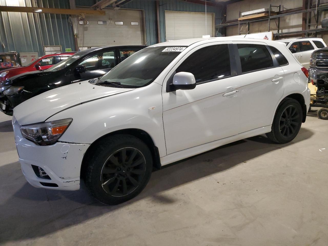 MITSUBISHI OUTLANDER 2011