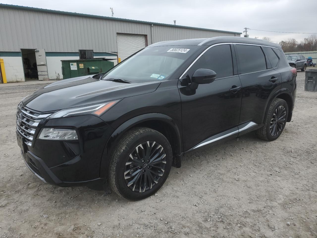 NISSAN ROGUE PLAT 2024