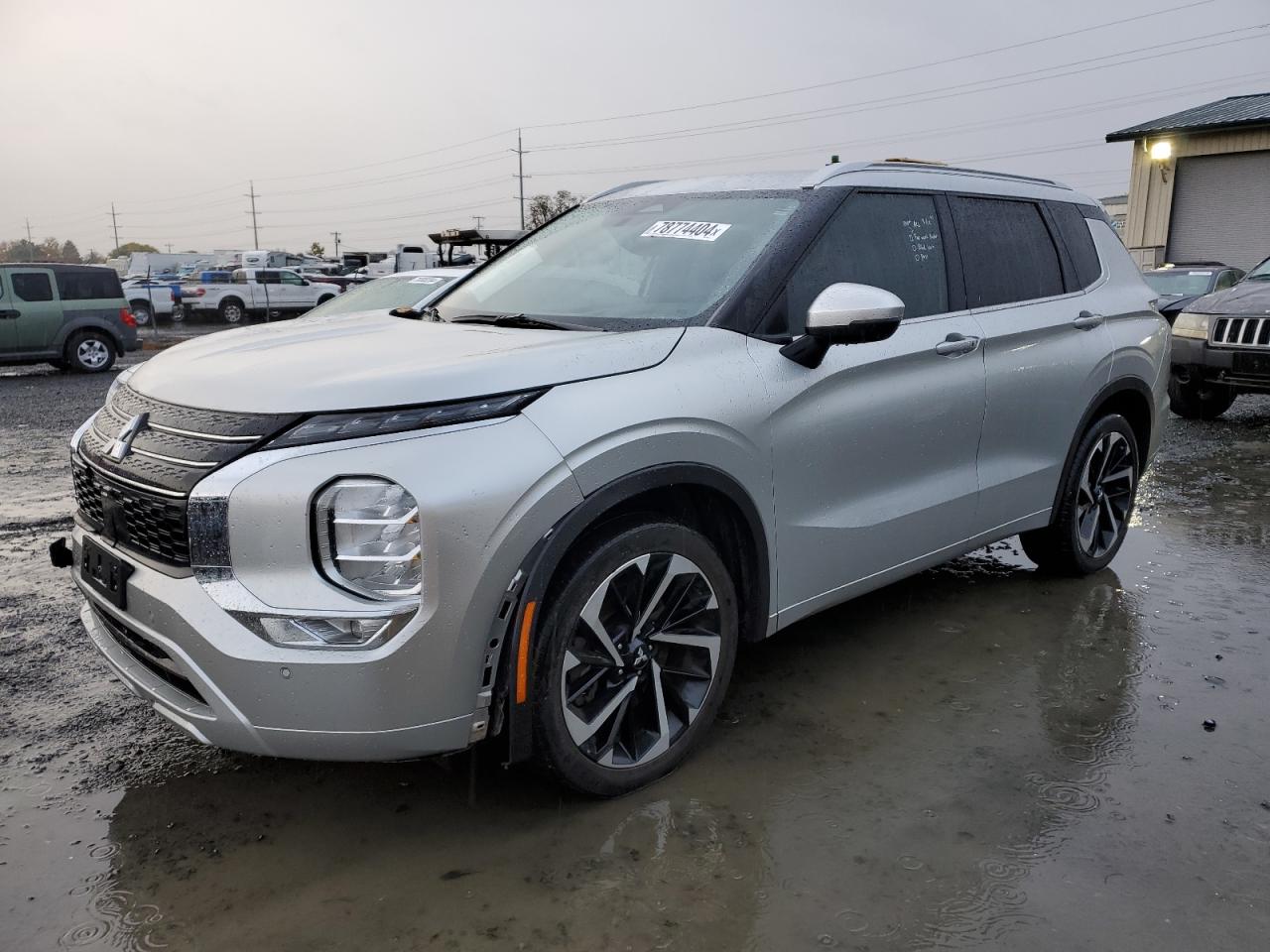 MITSUBISHI OUTLANDER 2022