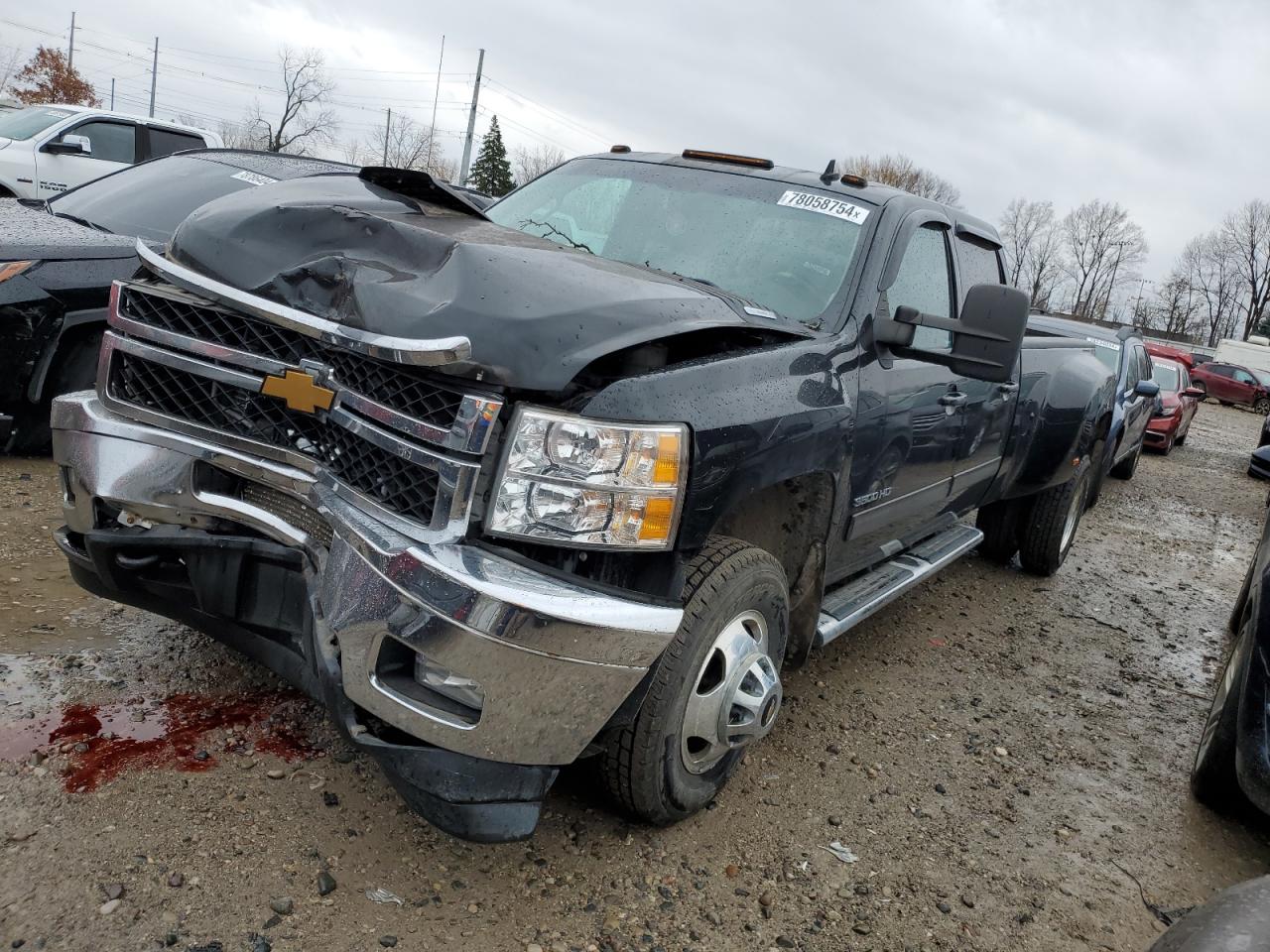 CHEVROLET SILVERADO 2013