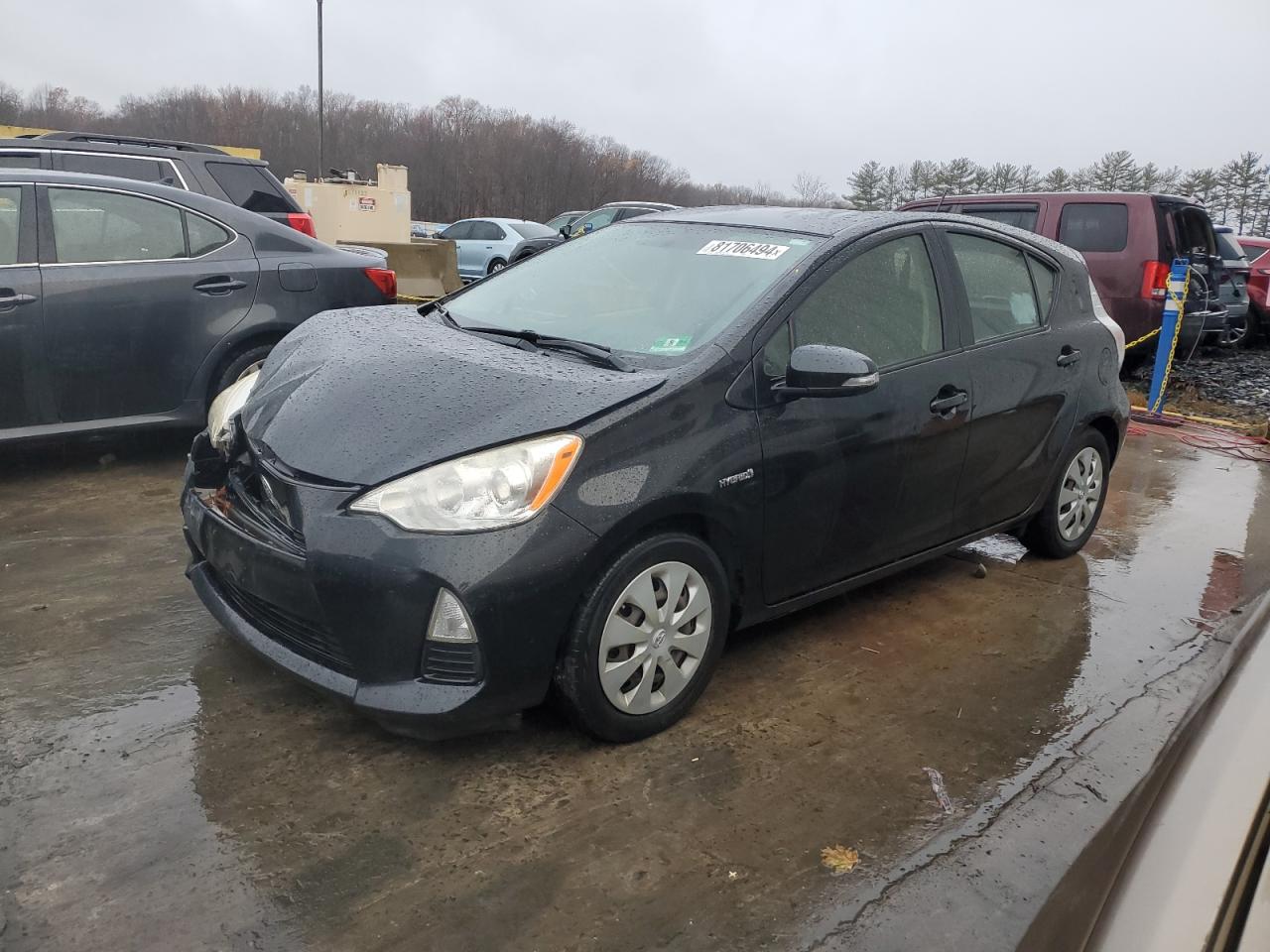 TOYOTA PRIUS C 2012