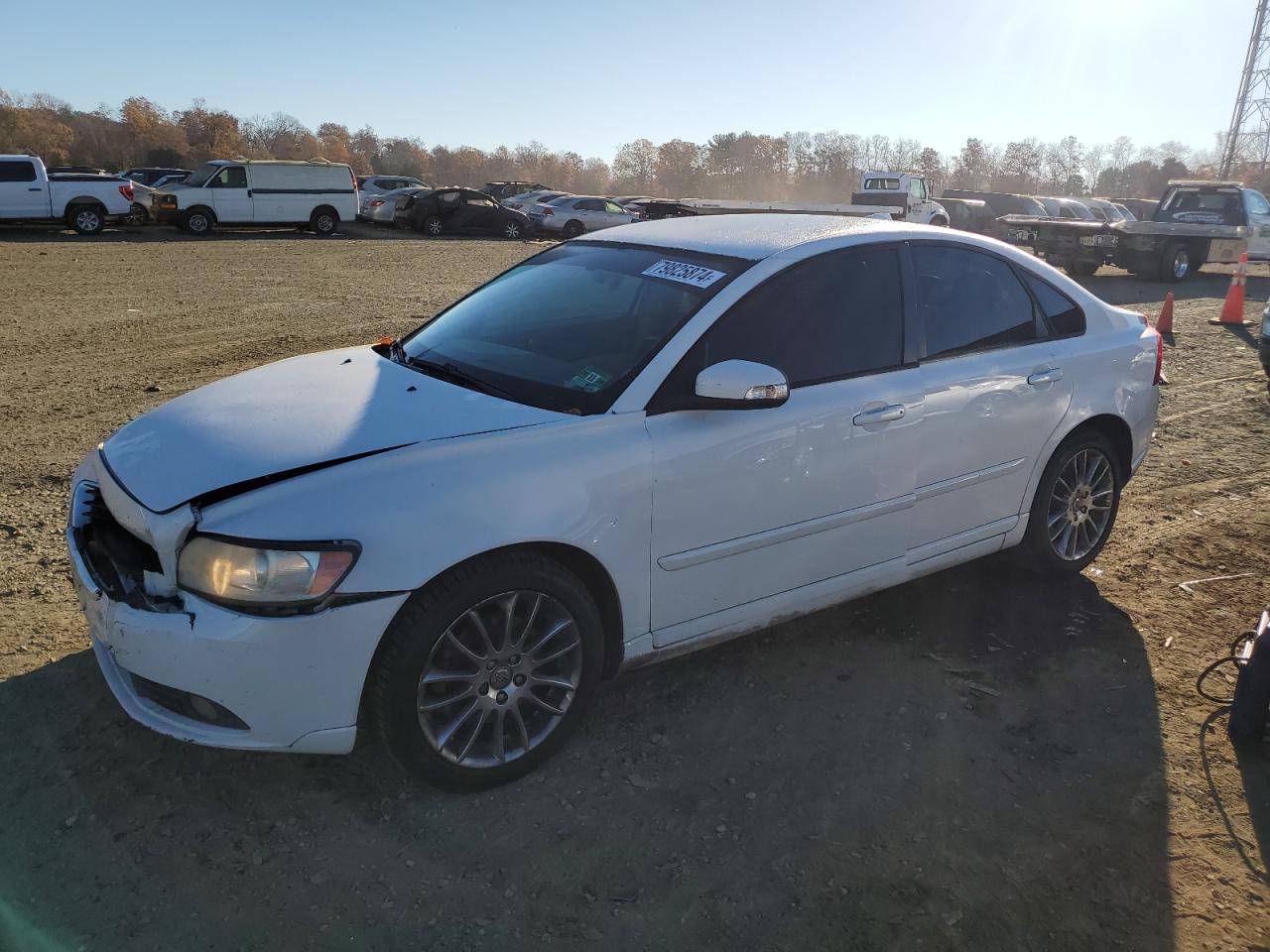 VOLVO S40 2.4I 2010