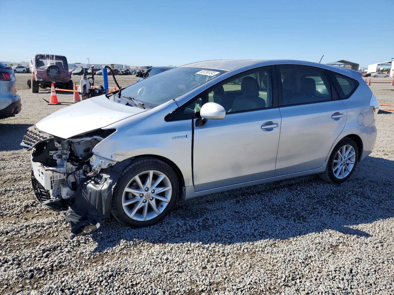 TOYOTA PRIUS V 2012