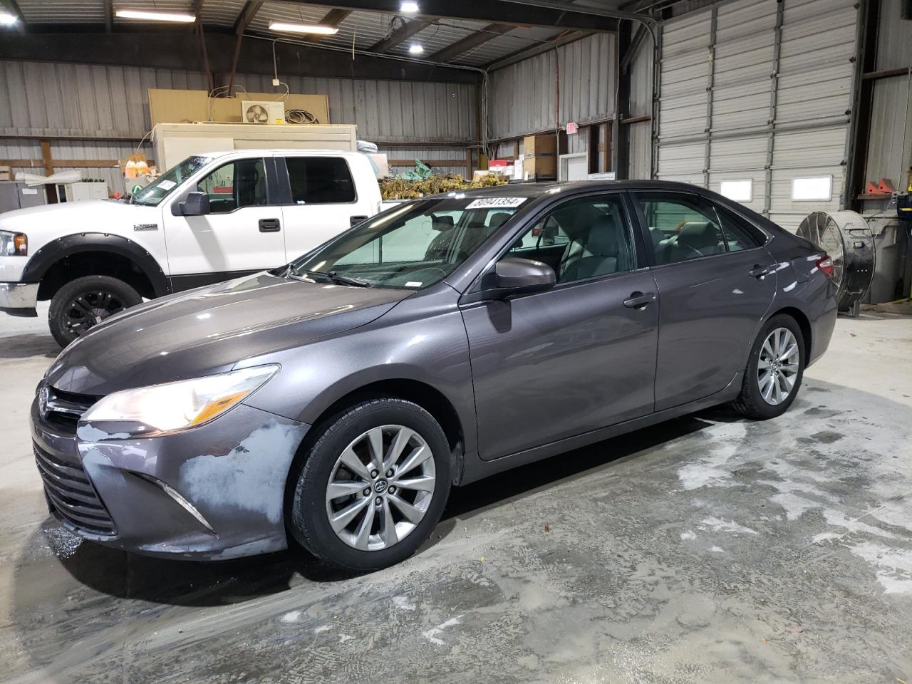 TOYOTA CAMRY LE 2015