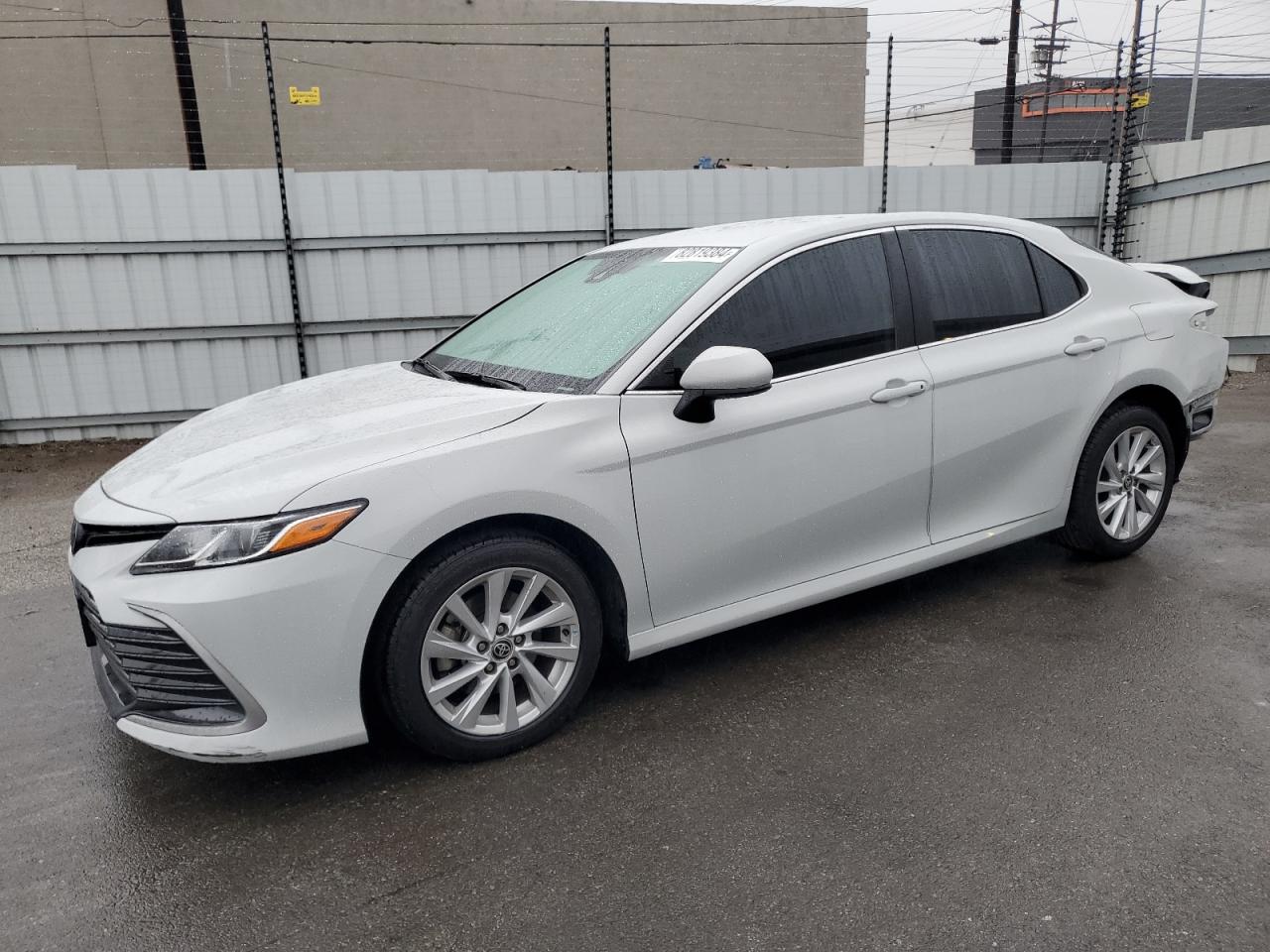 TOYOTA CAMRY LE 2023