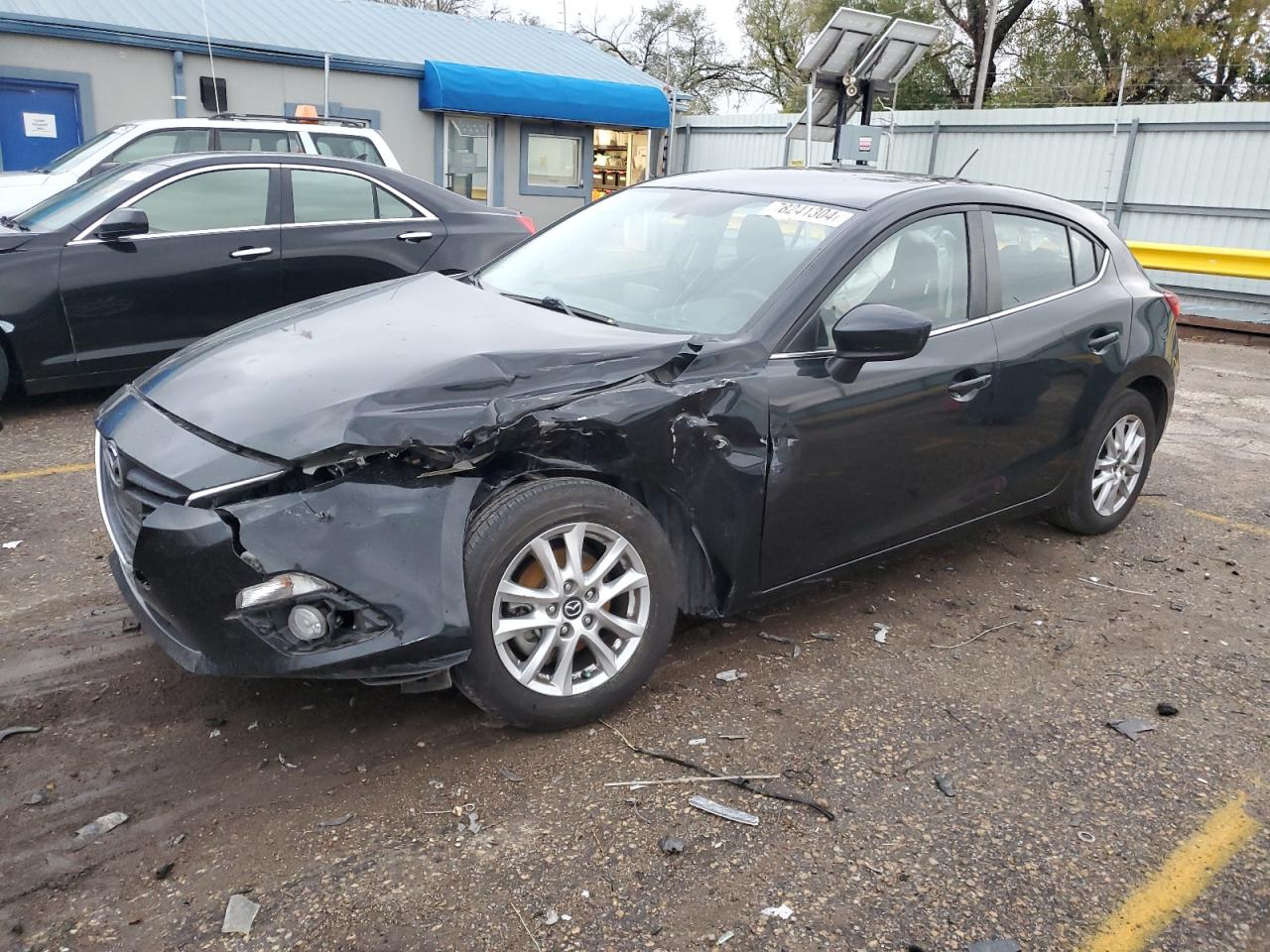 MAZDA 3 2015