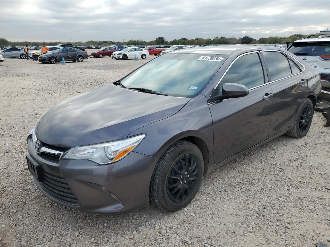 TOYOTA CAMRY LE 2017