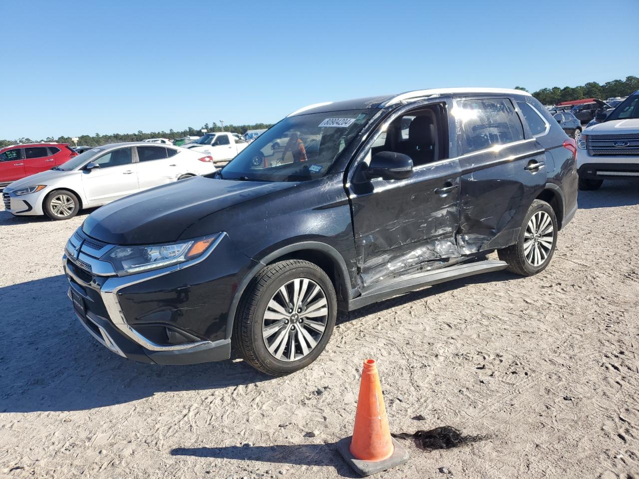 MITSUBISHI OUTLANDER 2019