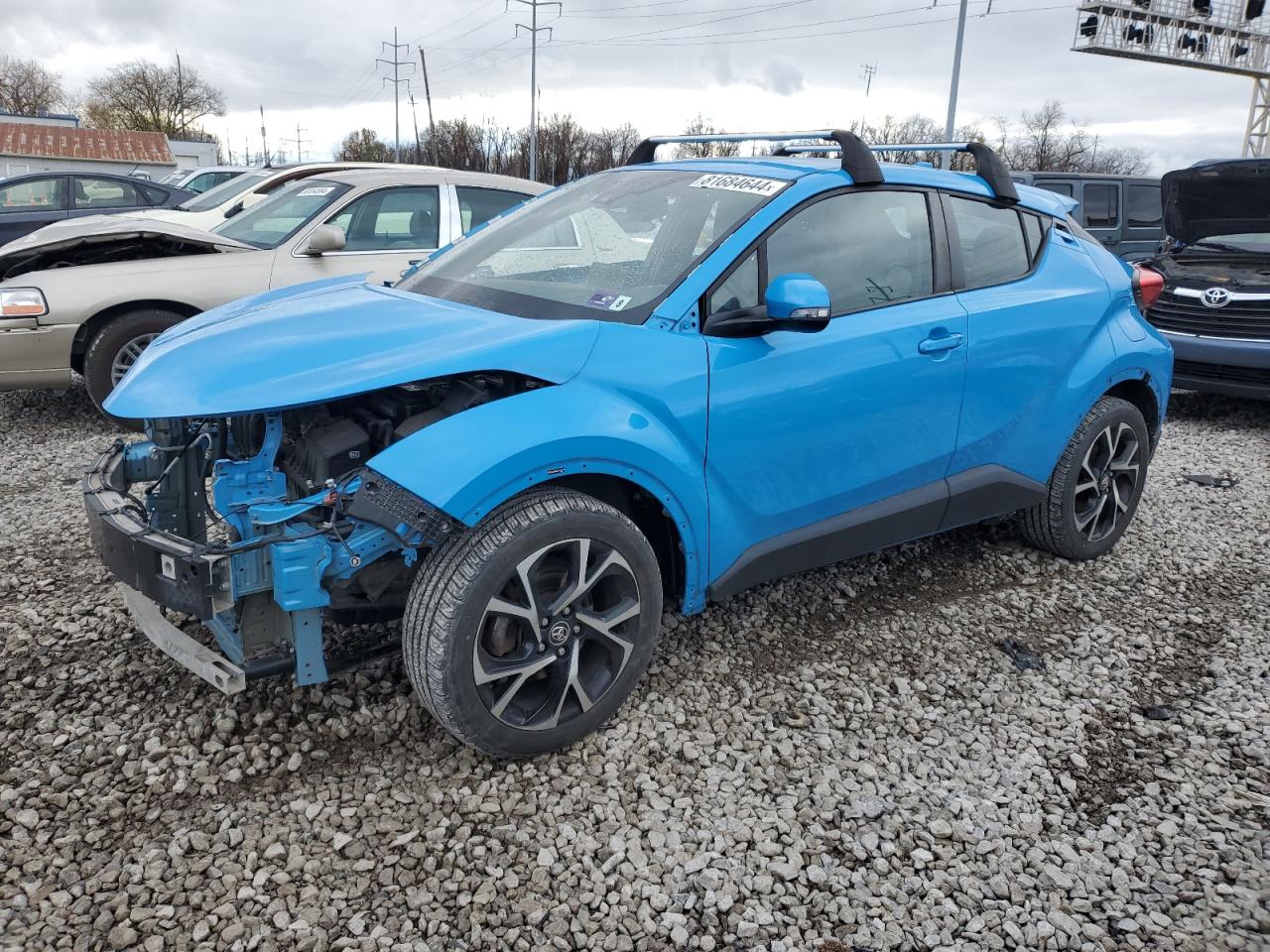 TOYOTA C-HR XLE 2019